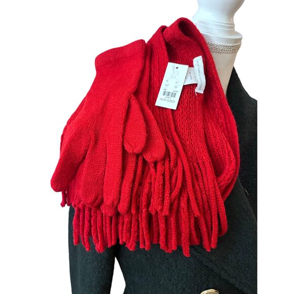 New! New York & Company Red Scarf Gloves Gift Set! - Picture 1 of 5